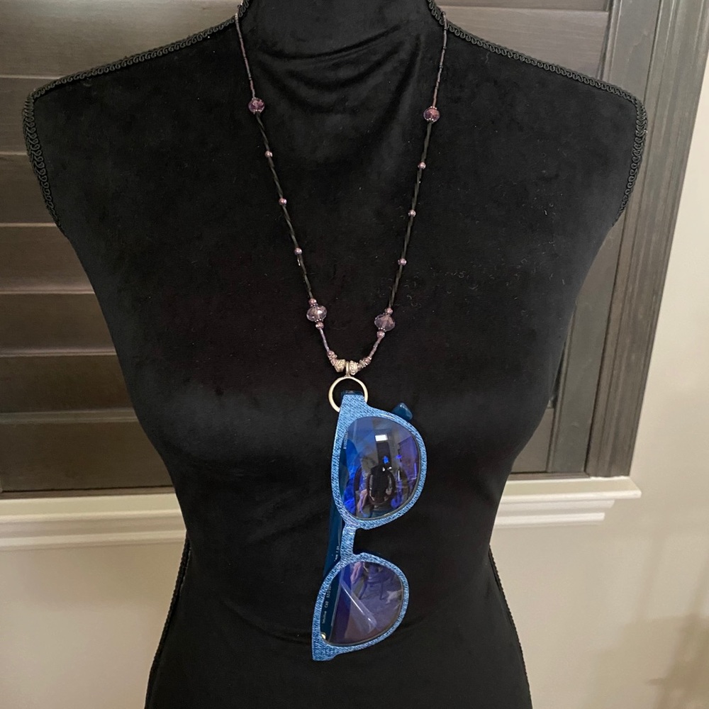 Necklace Eyeglass holder - Picture 3 of 5